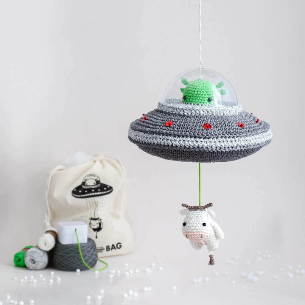 kit crochet UFO vache boutique Etsy Lalylala