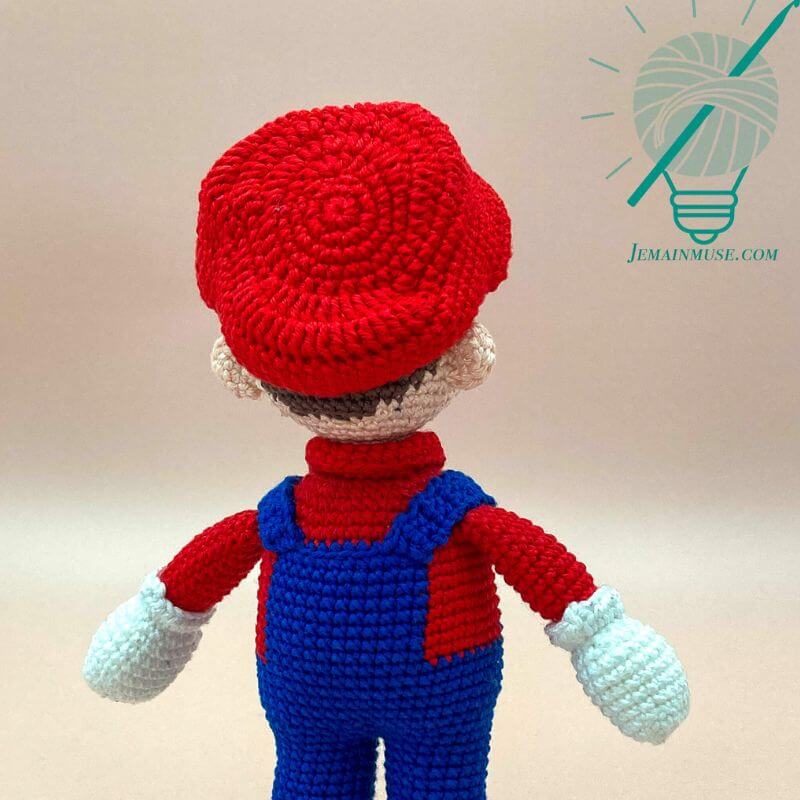 Mario crochet Je Main Muse vue de dos